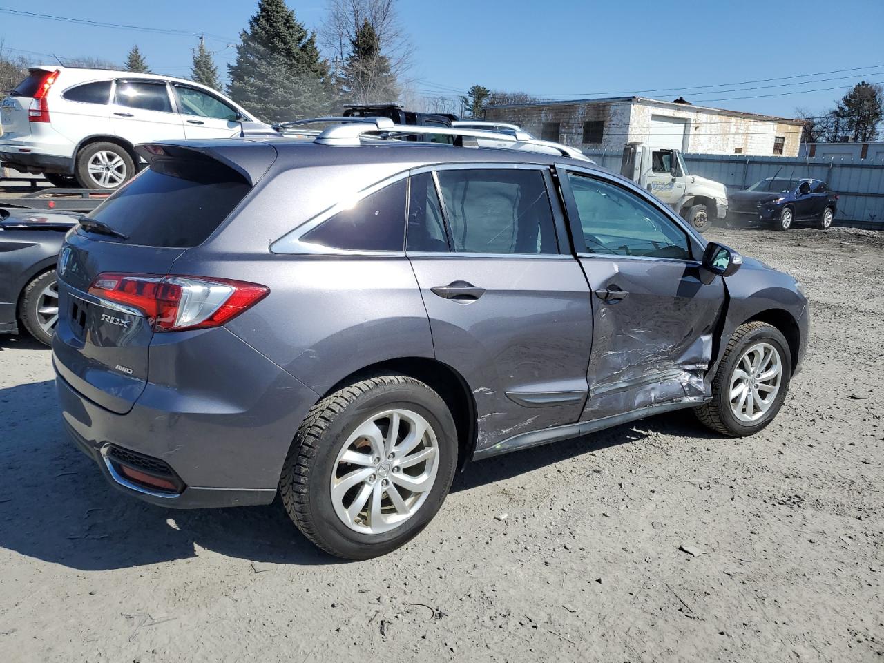 2017 Acura RDX VIN 5J8TB4H33HL003970 Copart auction photo, side / front end damage thumbnail 3