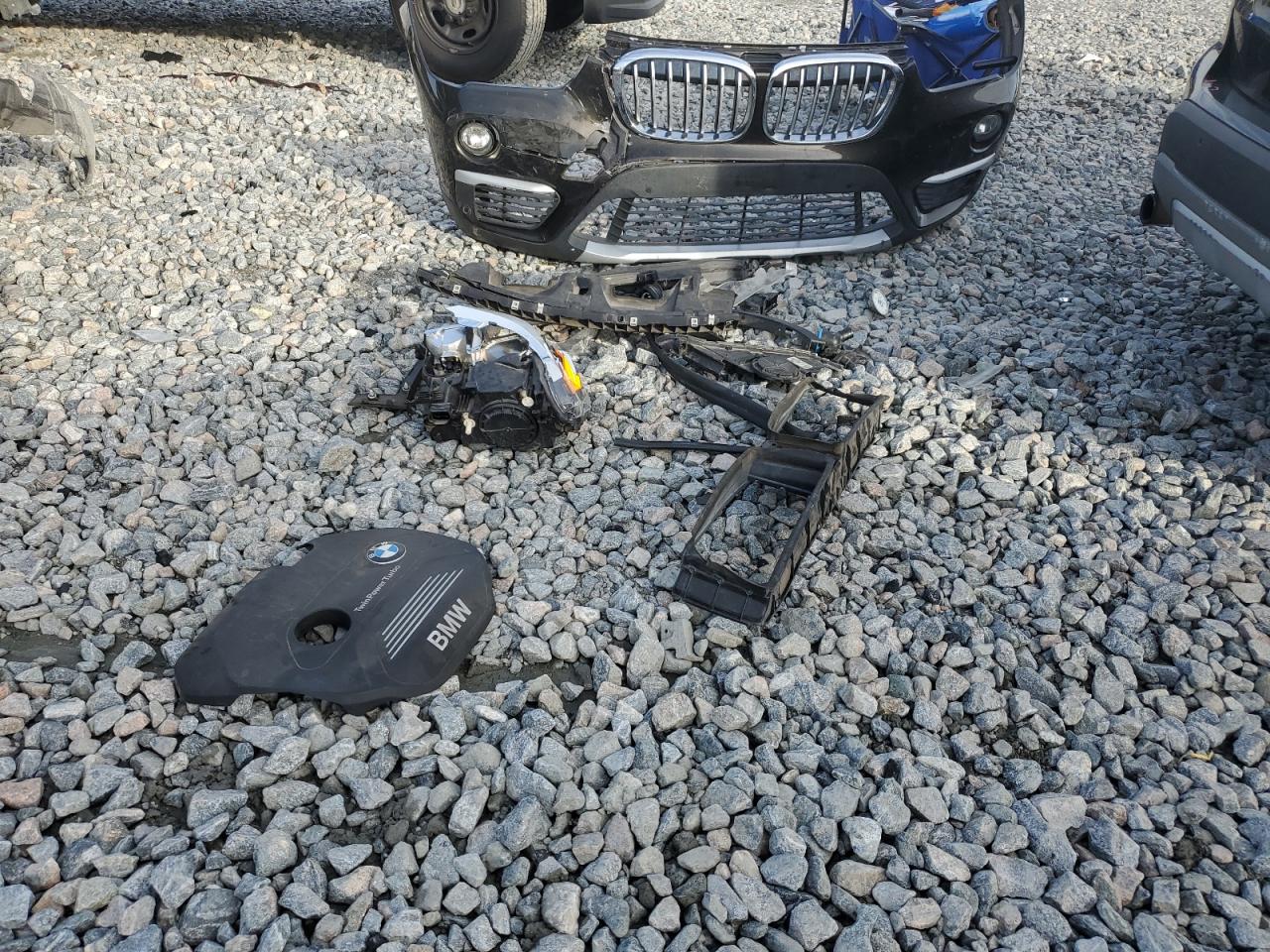 2017 BMW X1 VIN WBXHT3C3XH5F68214 Copart auction photo, front end damage thumbnail 13