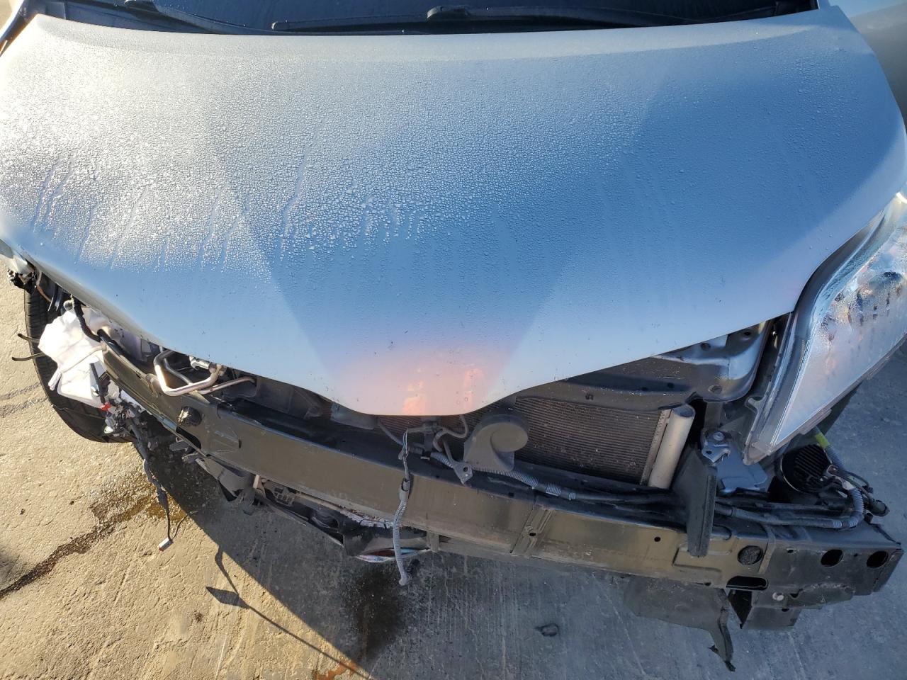 2019 Toyota Sienna VIN 5TDYZ3DC8KS966191 Copart auction photo, front end damage thumbnail 13