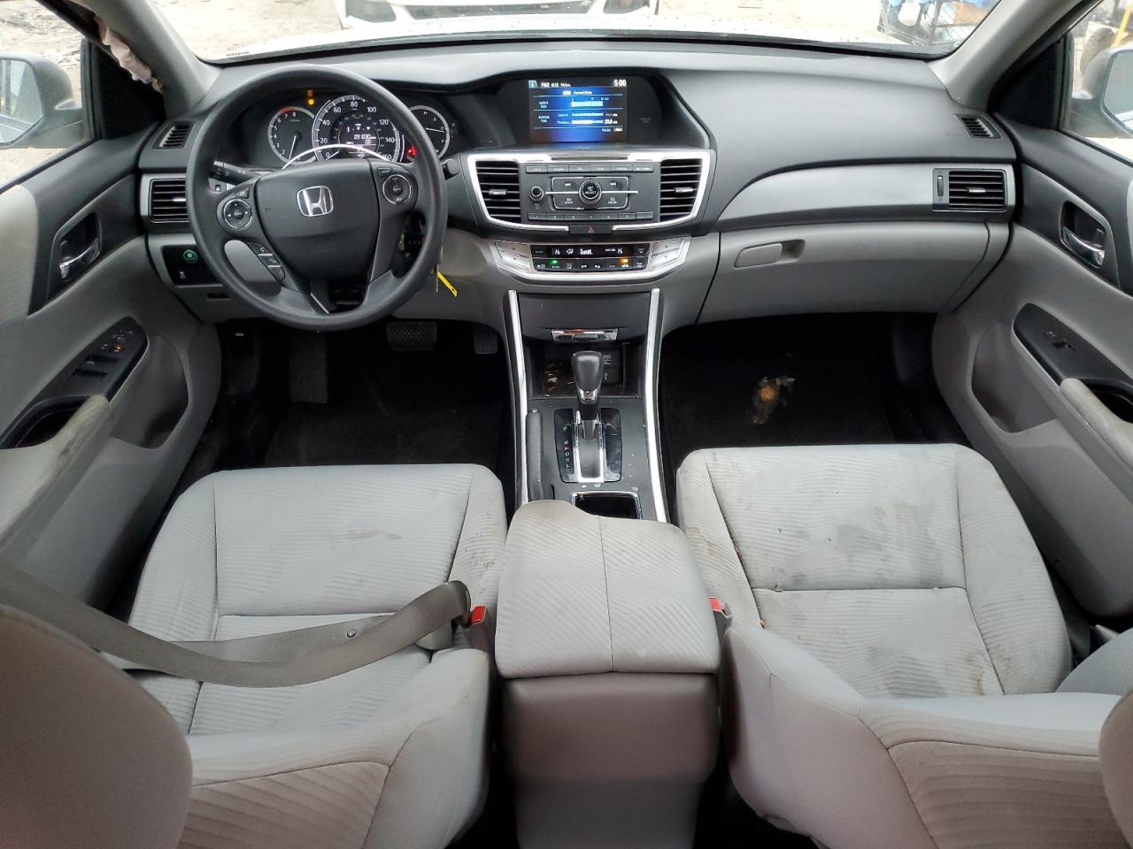 2015 Honda Accord VIN 1HGCR2F37FA165399 Copart auction photo, rear end / minor dent/scratches damage thumbnail 8