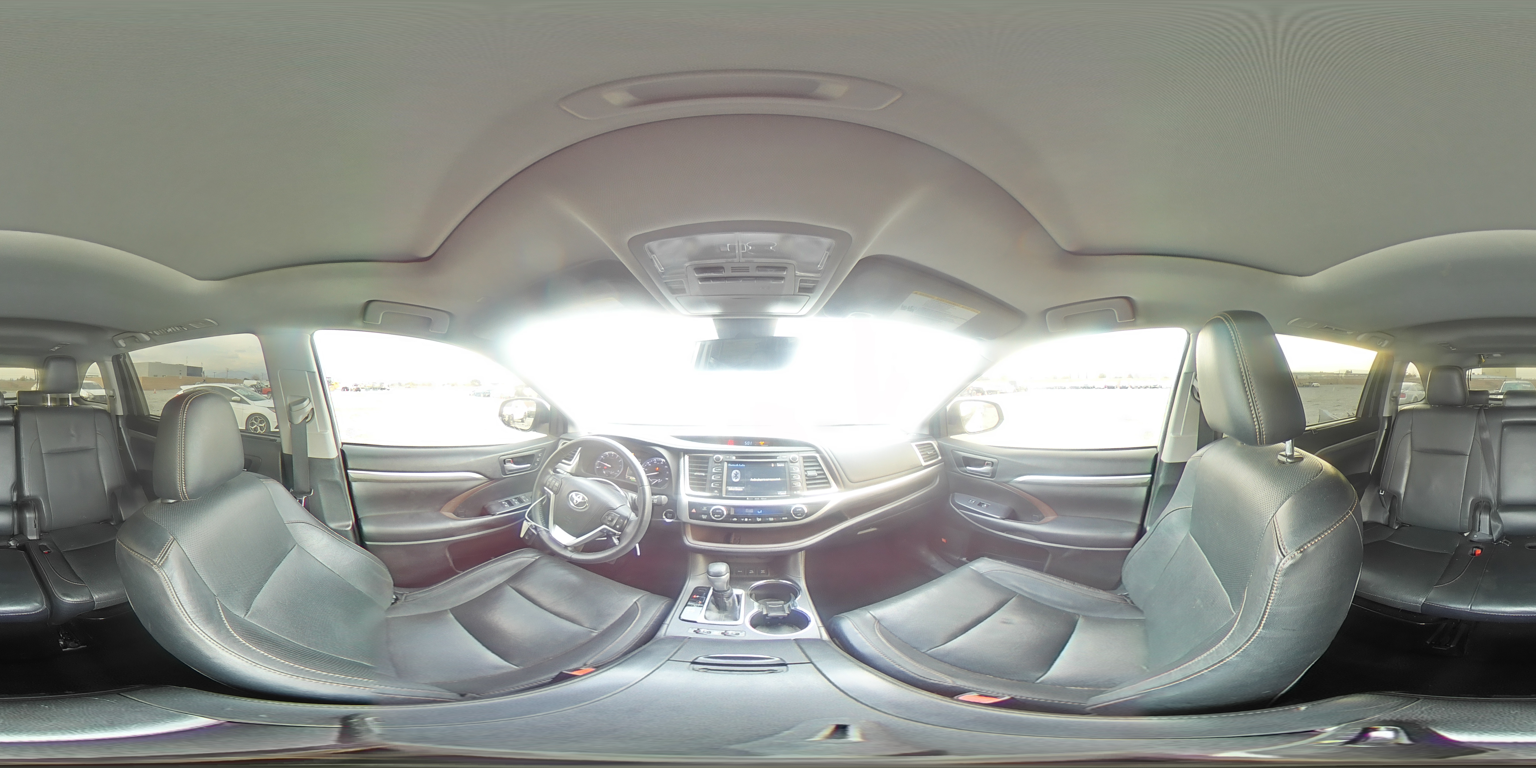2018 Toyota Highlander VIN 5TDDZRFH7JS890665 Copart auction photo, front end damage thumbnail 14