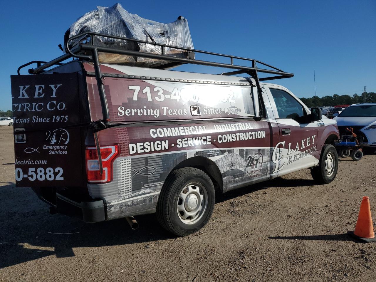2018 Ford F-150 VIN 1FTMF1CB1JKC49013 Copart auction photo, stripped damage thumbnail 3