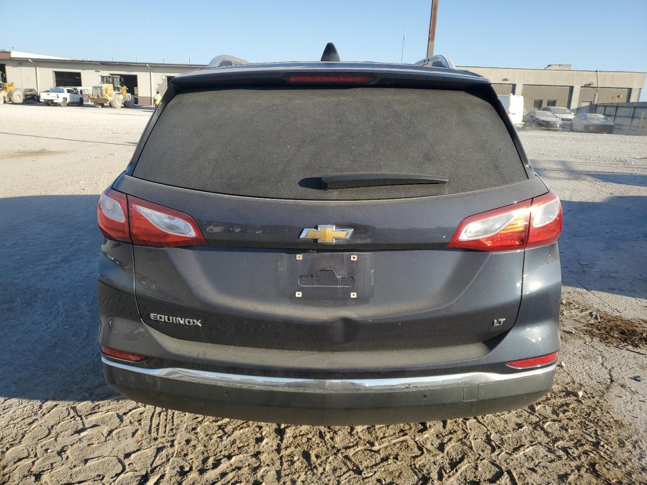 2018 Chevrolet Equinox VIN 3GNAXJEV5JS599683 Copart auction photo, front end / minor dent/scratches damage thumbnail 6