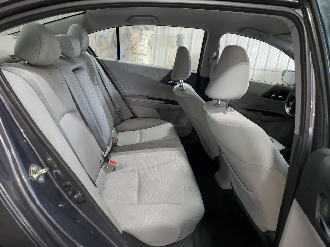 2017 Honda Accord VIN 1HGCR2F33HA014305 Copart auction photo, rear end damage thumbnail 10