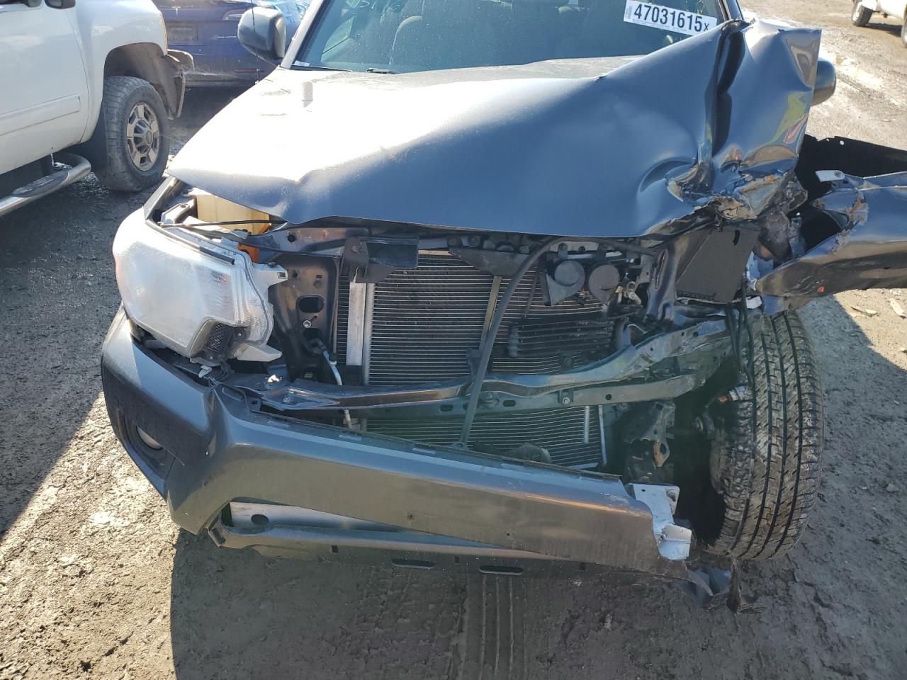 2012 Toyota Tacoma VIN 5TFJU4GN0CX013196 Copart auction photo, front end / minor dent/scratches damage thumbnail 12