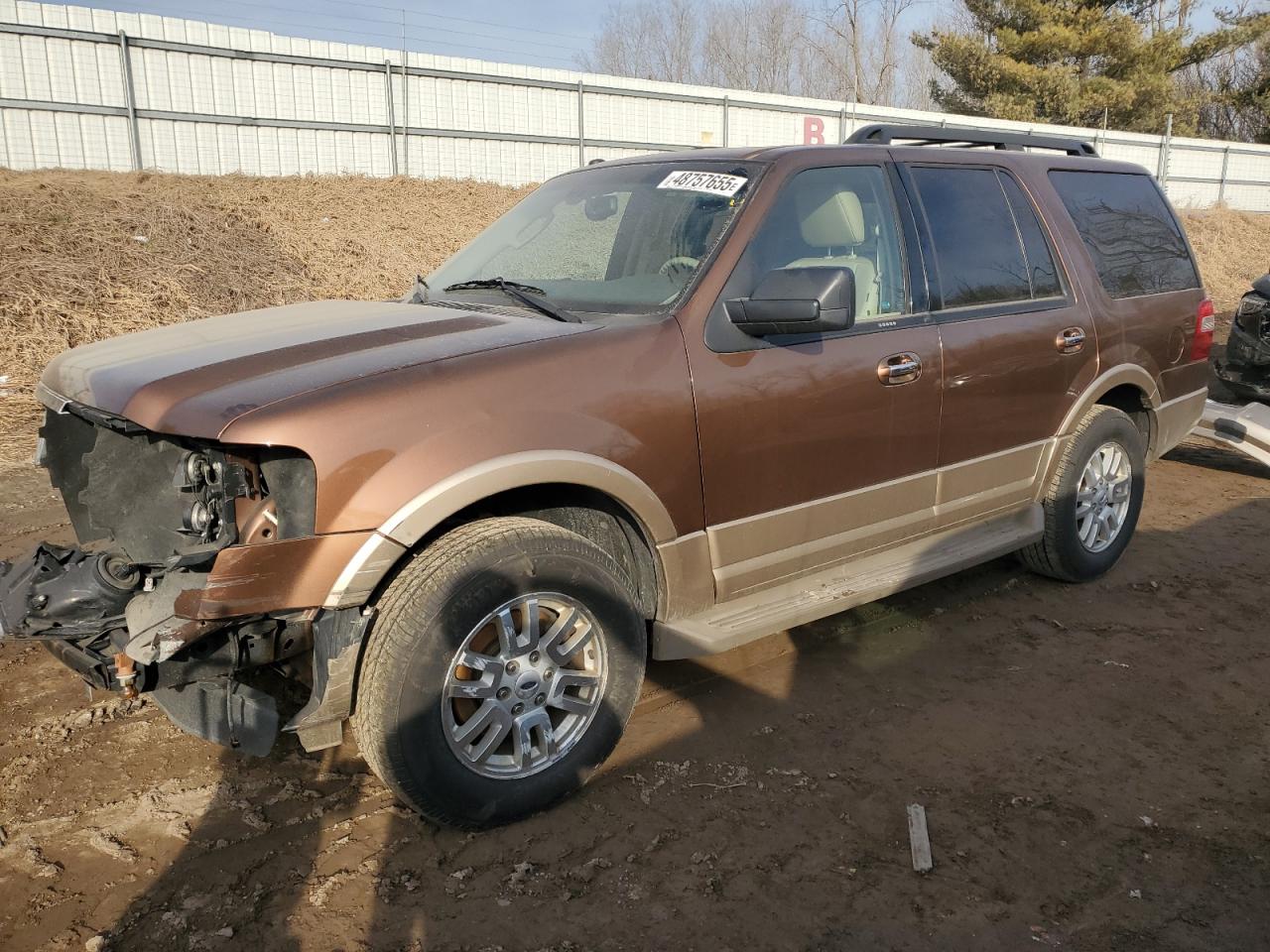 2011 Ford Expedition VIN 1FMJU1H52BEF57119