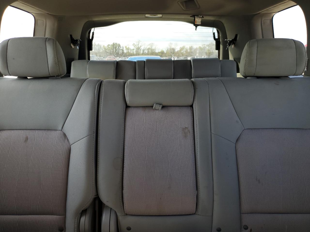 2011 Honda Pilot VIN 5FNYF3H48BB023637 Copart auction photo, all over damage thumbnail 10