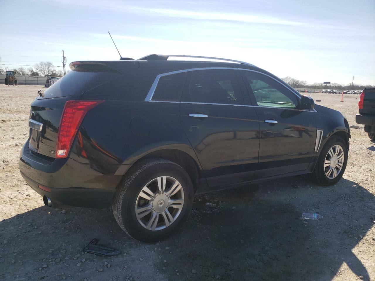 2016 Cadillac SRX VIN 3GYFNBE35GS573595 Copart auction photo, front end damage thumbnail 3