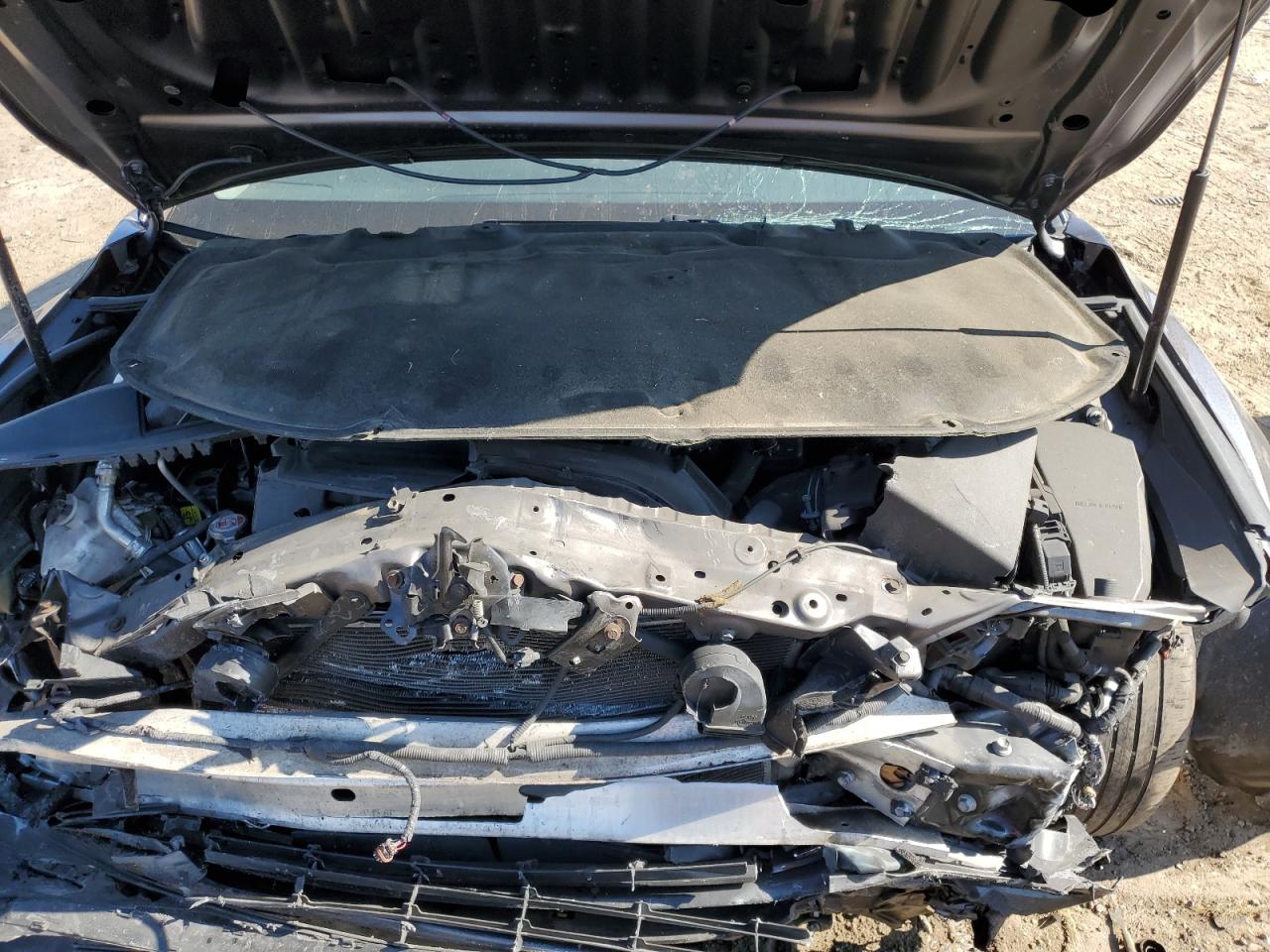 2018 Toyota Camry VIN 4T1B11HKXJU618921 Copart auction photo, front end / minor dent/scratches damage thumbnail 12