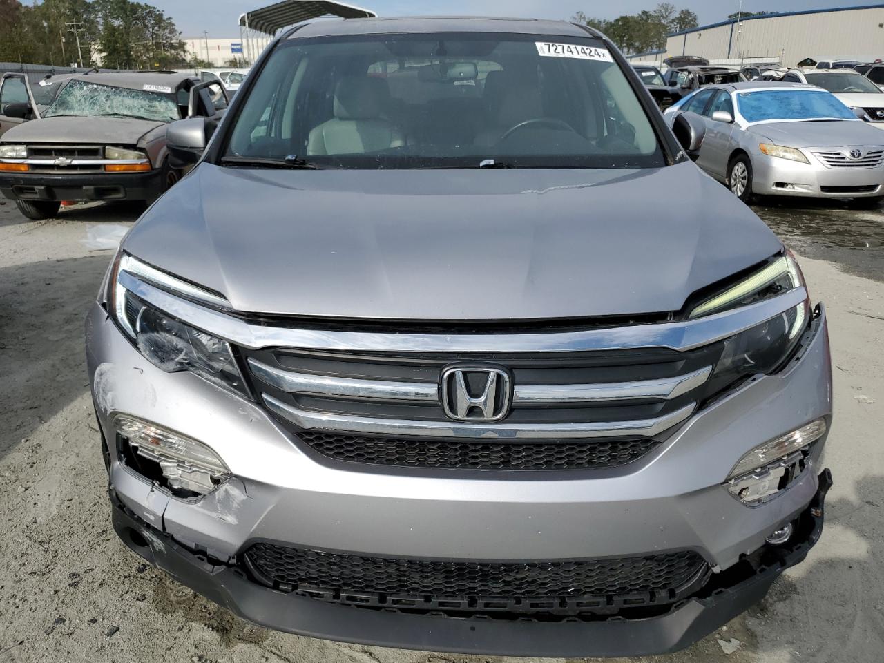 2016 Honda Pilot VIN 5FNYF6H52GB060104 Copart auction photo, front end / minor dent/scratches damage thumbnail 5