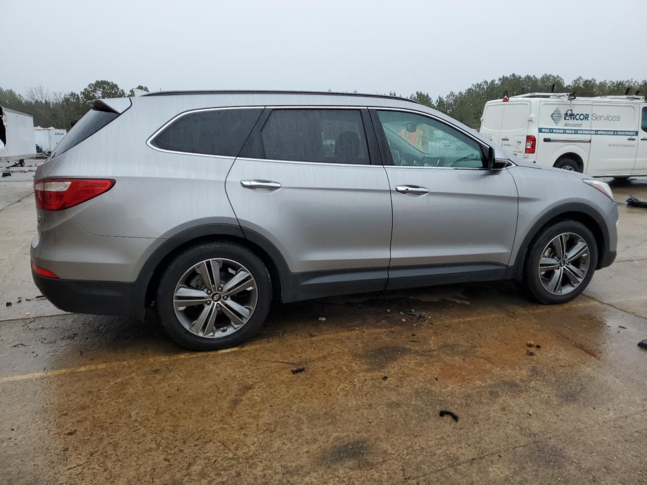 2015 Hyundai Santa Fe VIN KM8SR4HF0FU100062 Copart auction photo, minor dent/scratches damage thumbnail 3