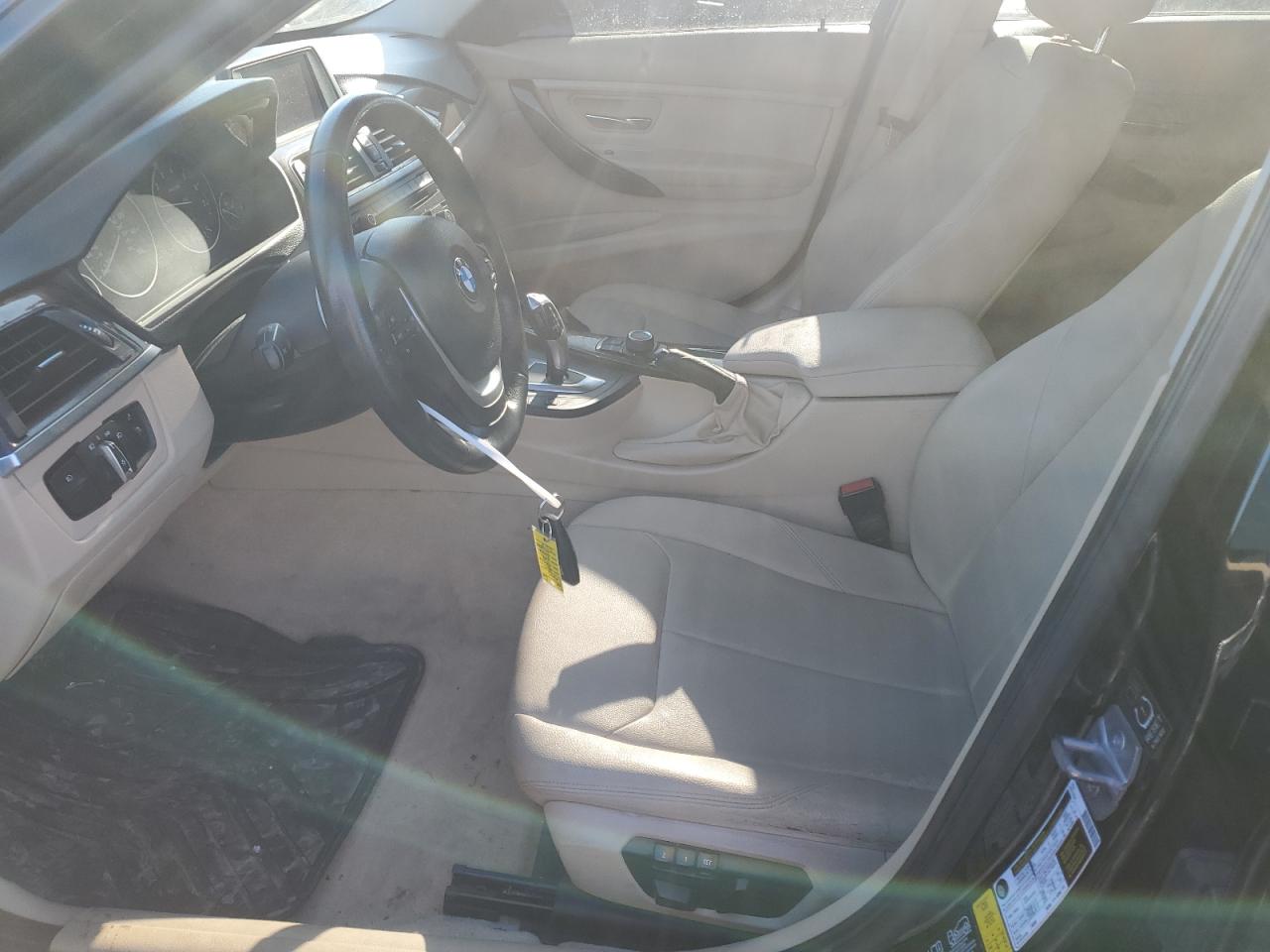 2015 BMW 3er VIN WBA3B3G57FNT17535 Copart auction photo, front end damage thumbnail 7