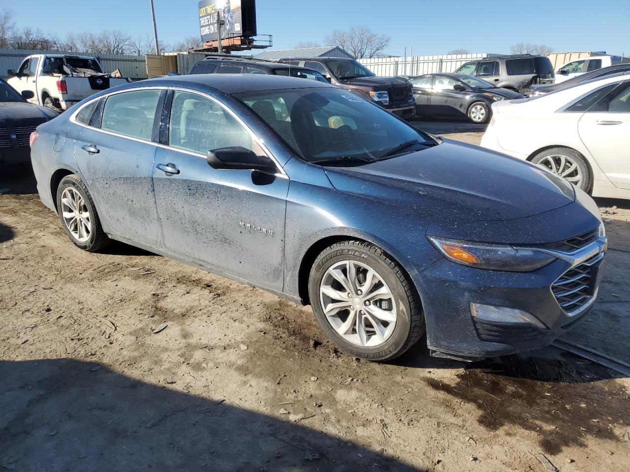 2019 Chevrolet Malibu VIN 1G1ZF5SU8KF141684 Copart auction photo, side / rear end damage thumbnail 4