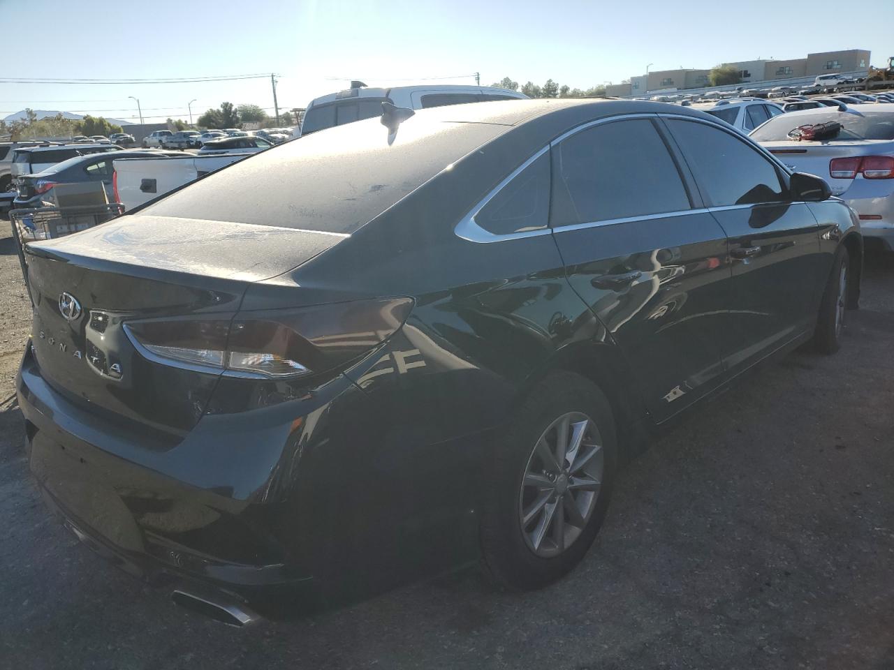 2019 Hyundai Sonata VIN 5NPE24AF3KH762500 Copart auction photo, vandalism / minor dent/scratches damage thumbnail 3