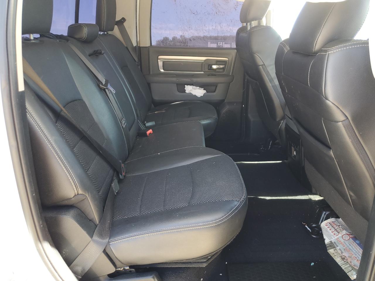 2018 RAM 1500 VIN 1C6RR6LT1JS183671 Copart auction photo, rollover / minor dent/scratches damage thumbnail 10