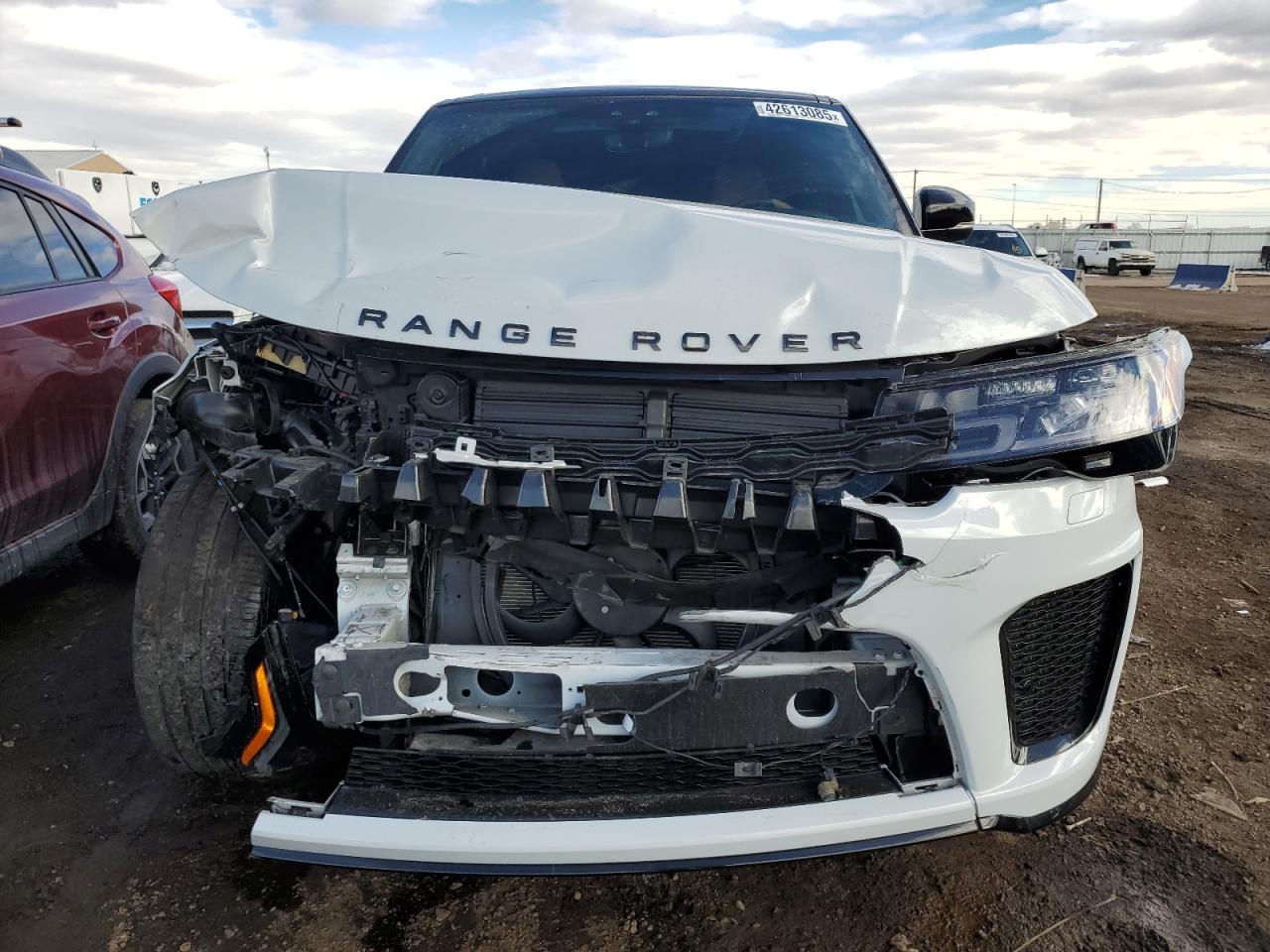 2022 Land Rover Range Rover VIN SALWZ2RE3NA228966 Copart auction photo, front end damage thumbnail 5