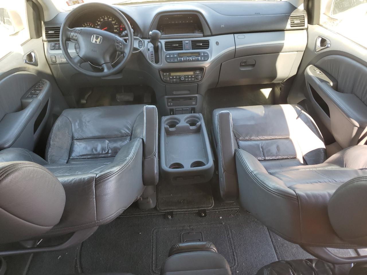 2005 Honda Odyssey VIN 5FNRL387X5B014871 Copart auction photo, front end damage thumbnail 8
