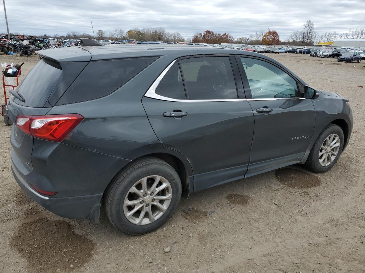 2019 Chevrolet Equinox VIN 3GNAXJEV3KS653435 Copart auction photo, hail damage thumbnail 3