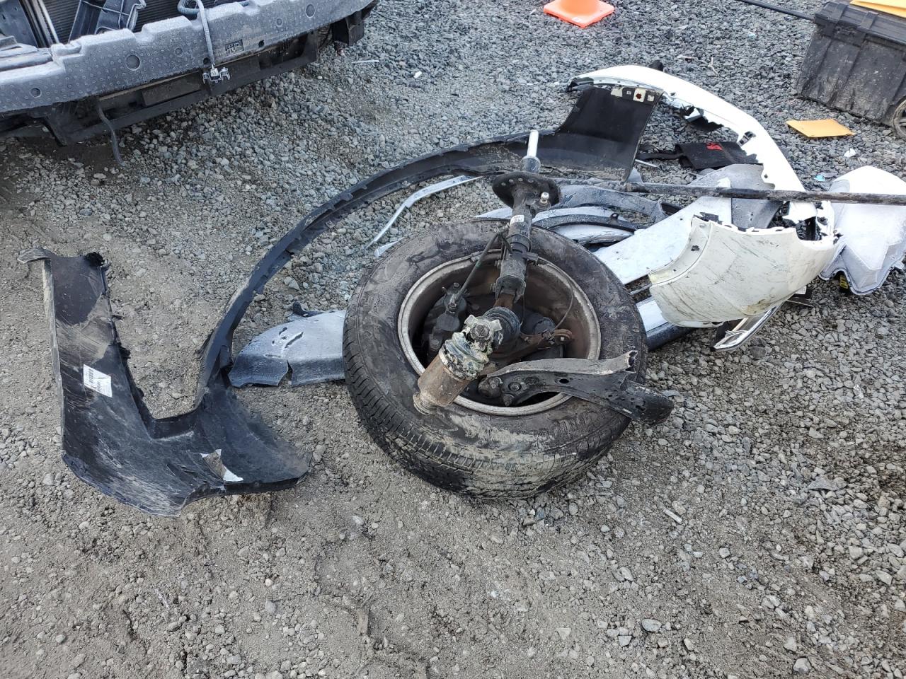 2015 Honda CR-V VIN 5J6RM4H7XFL079814 Copart auction photo, front end damage thumbnail 15