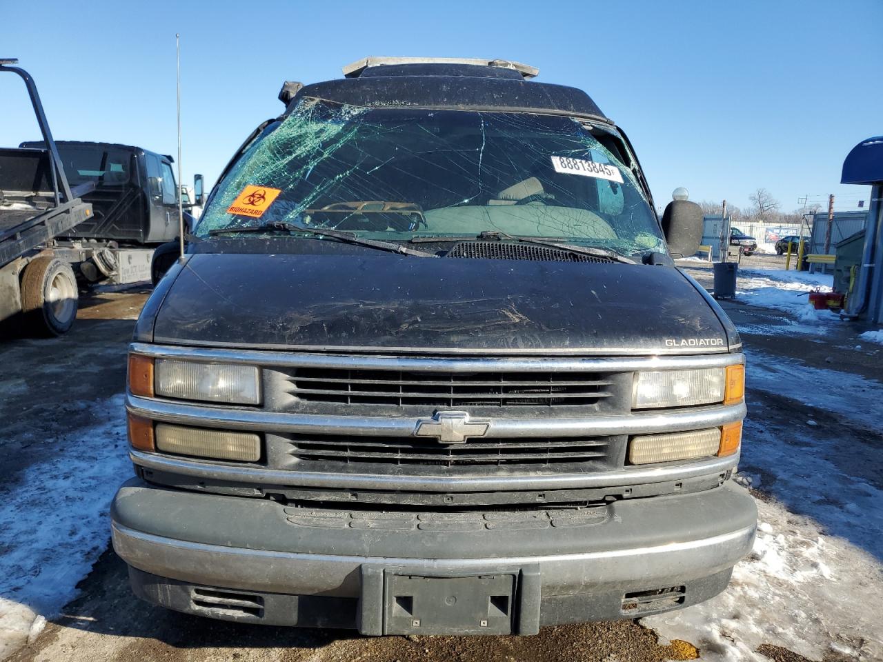 1999 Chevrolet Express VIN 1GBFG15RXX1134896 Copart auction photo, all over damage thumbnail 5