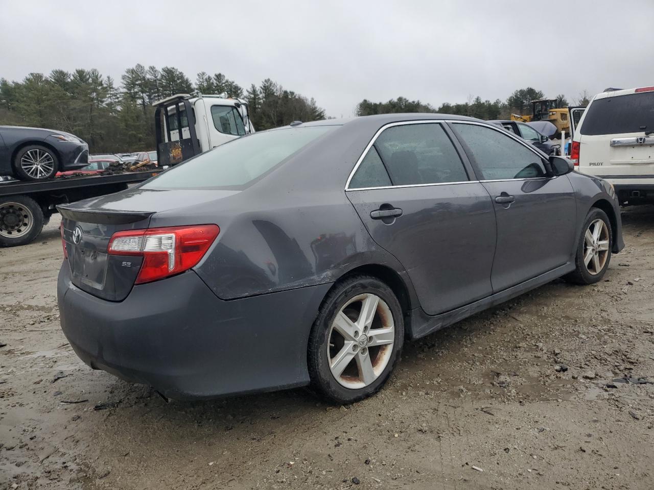 2013 Toyota Camry VIN 4T1BF1FK7DU663968 Copart auction photo, stripped / minor dent/scratches damage thumbnail 3
