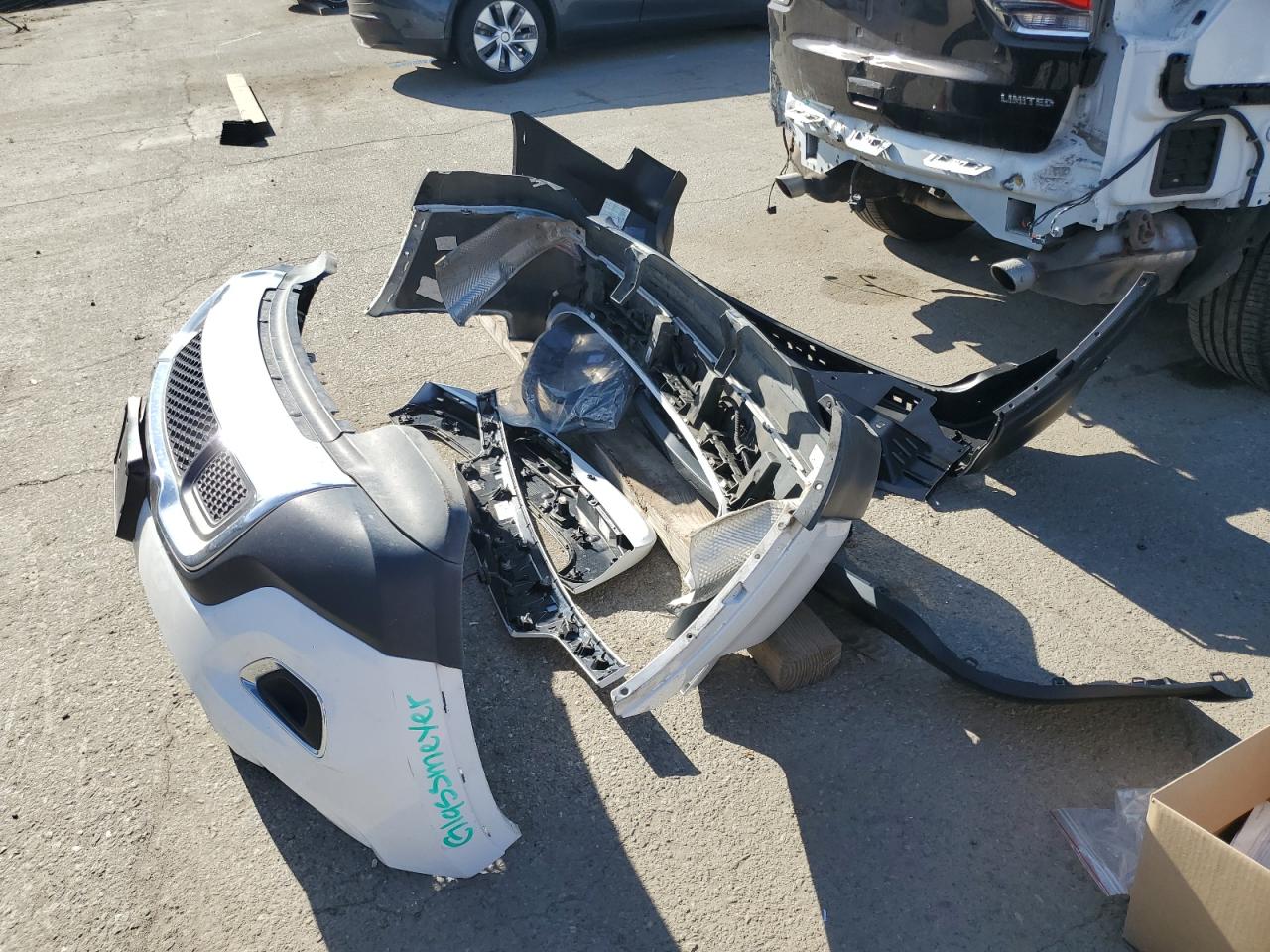 2014 Jeep Grand Cherokee VIN 1C4RJEBG6EC529079 Copart auction photo, all over damage thumbnail 12