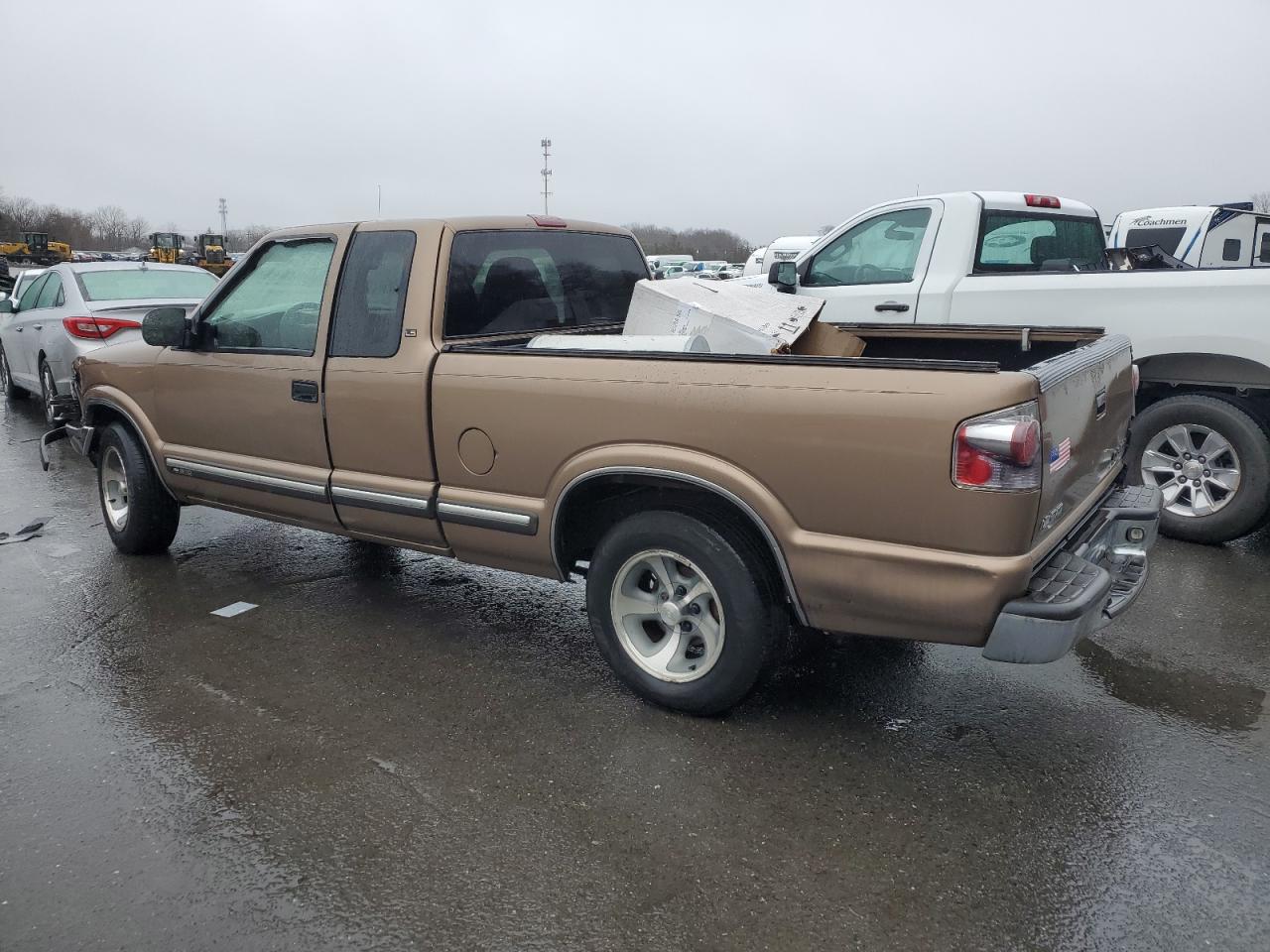 2002 Chevrolet S-10 Pickup VIN 1GCCS19W428206964 Copart auction photo, front end damage thumbnail 2
