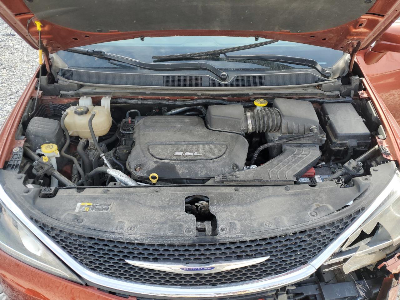 2018 Chrysler Pacifica VIN 2C4RC1BG7JR193611 Copart auction photo, front end damage thumbnail 12
