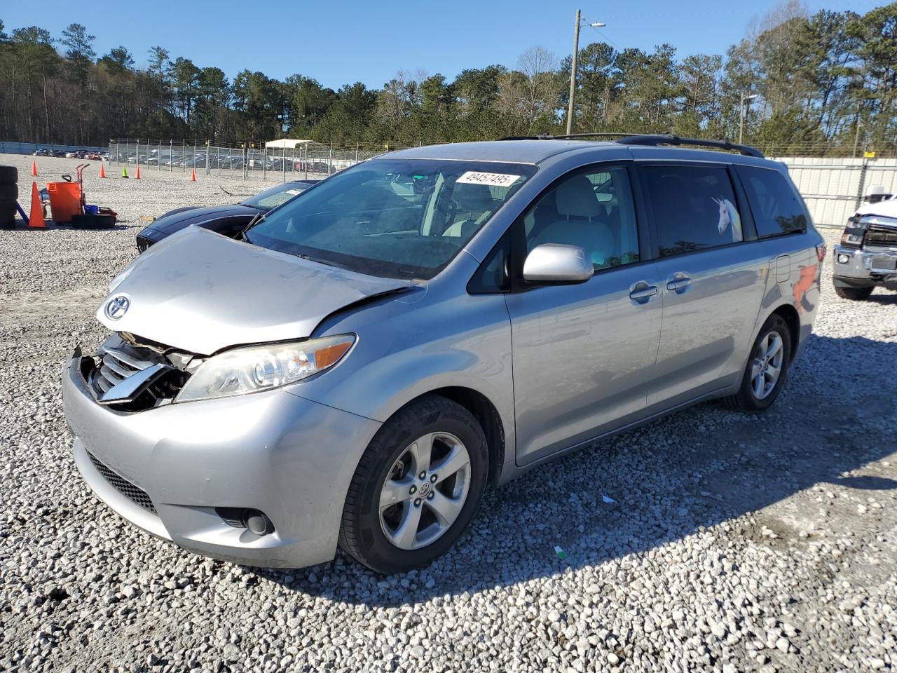 2017 Toyota Sienna VIN 5TDKZ3DC1HS768261