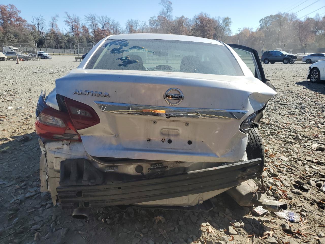 2018 Nissan Altima VIN 1N4AL3AP2JC269938 Copart auction photo, rear end damage thumbnail 6