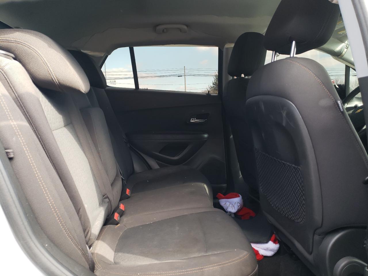 2020 Chevrolet Trax VIN KL7CJKSB3LB039143 Copart auction photo, front end / side damage thumbnail 11