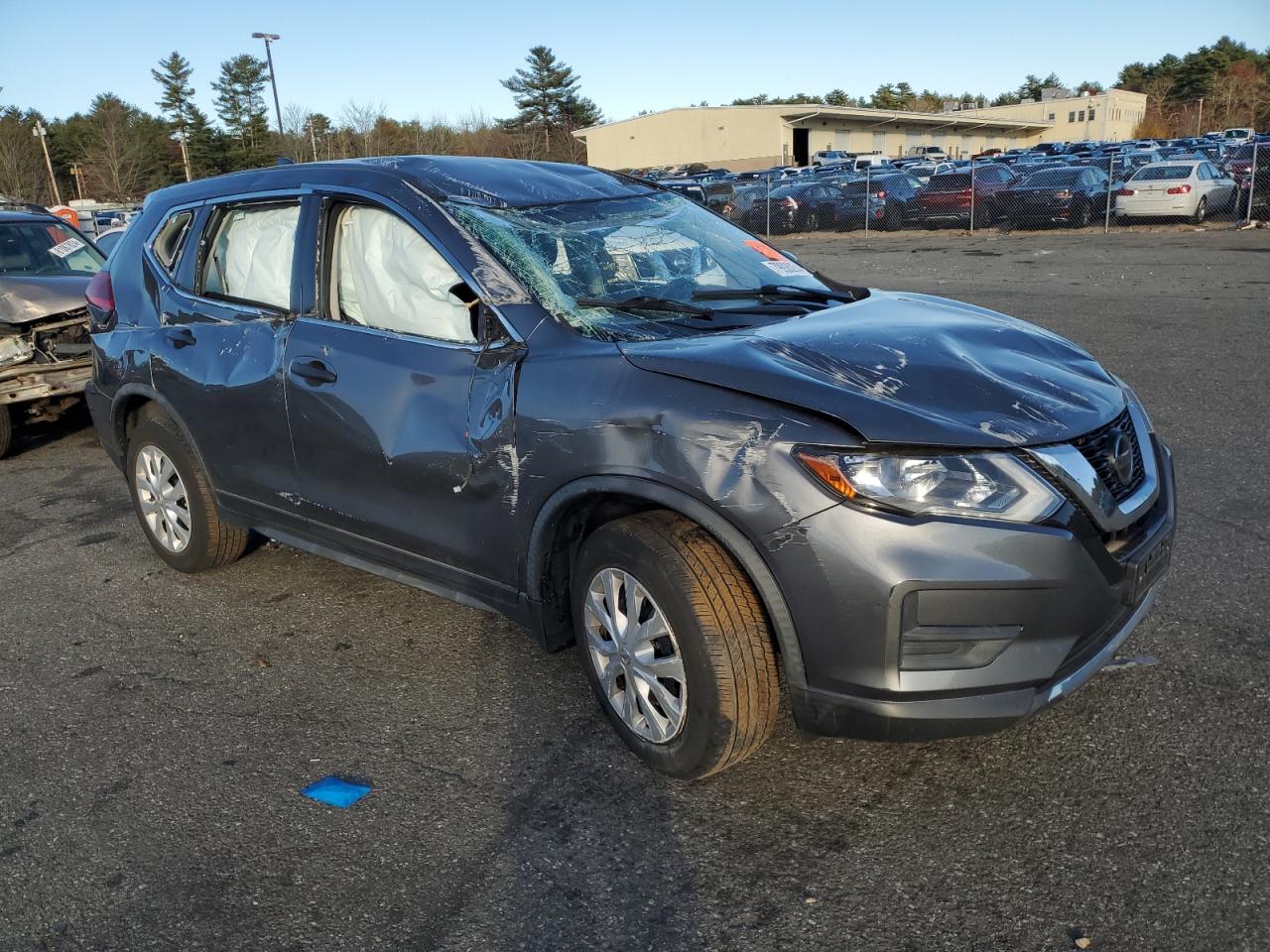 2018 Nissan Rogue VIN JN8AT2MV0JW329216 Copart auction photo, rollover damage thumbnail 4