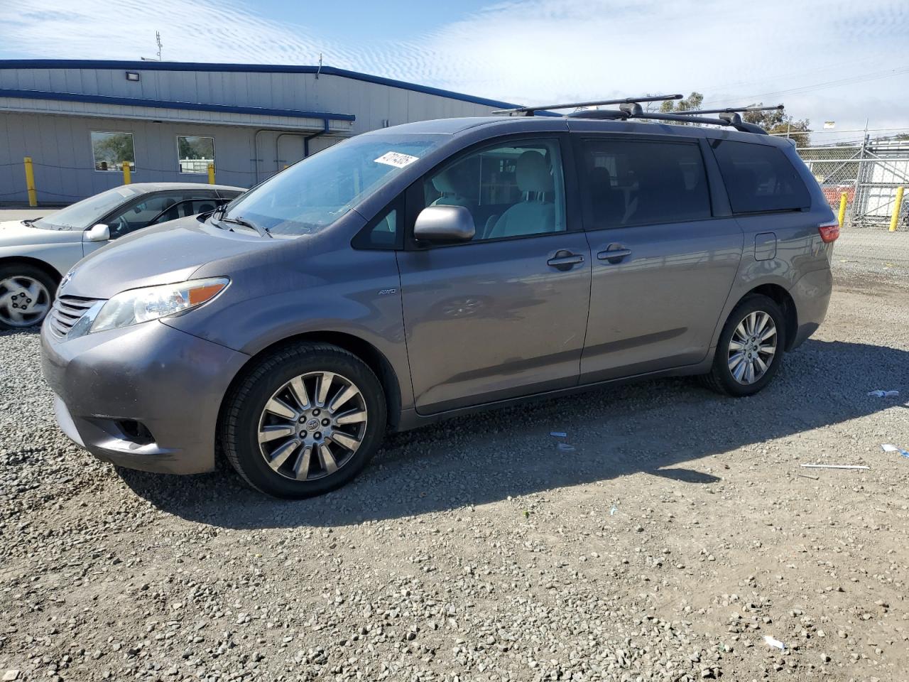 2017 Toyota Sienna VIN 5TDJZ3DC0HS162025