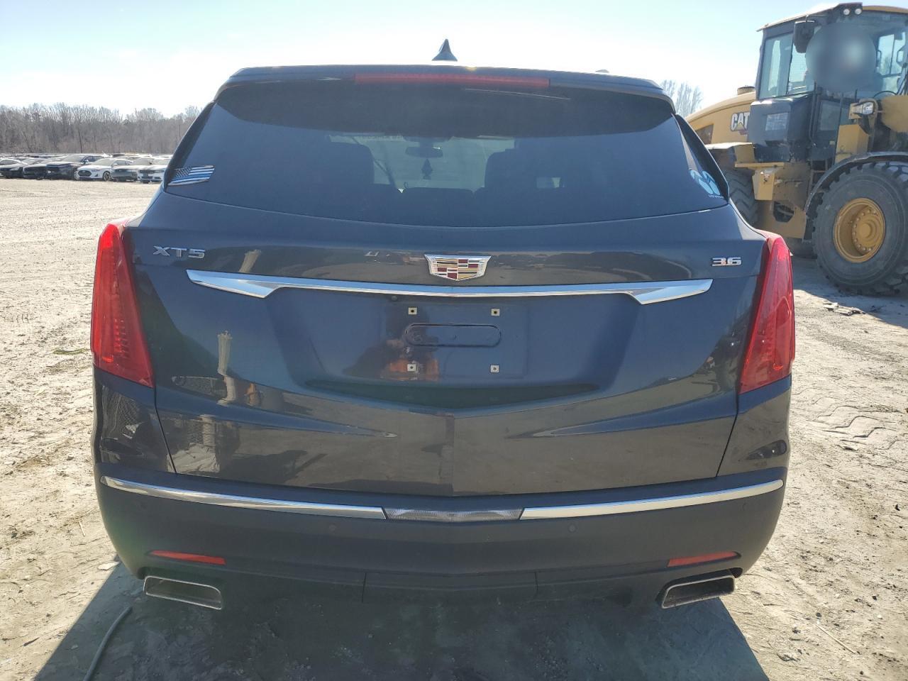 2017 Cadillac XT5 VIN 1GYKNARS7HZ190062 Copart auction photo, front end damage thumbnail 6