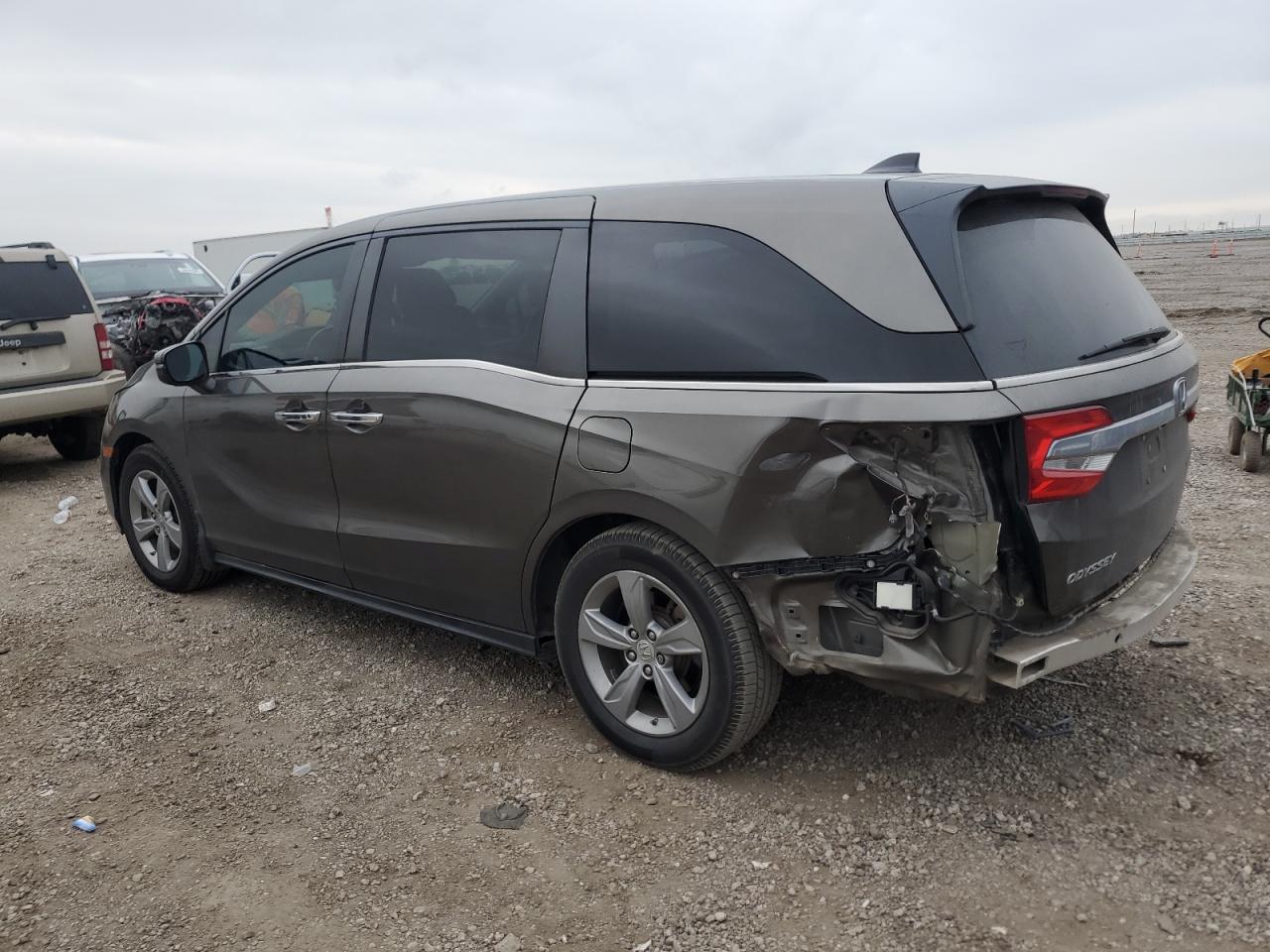 2018 Honda Odyssey VIN 5FNRL6H73JB042006 Copart auction photo, rear end / side damage thumbnail 2