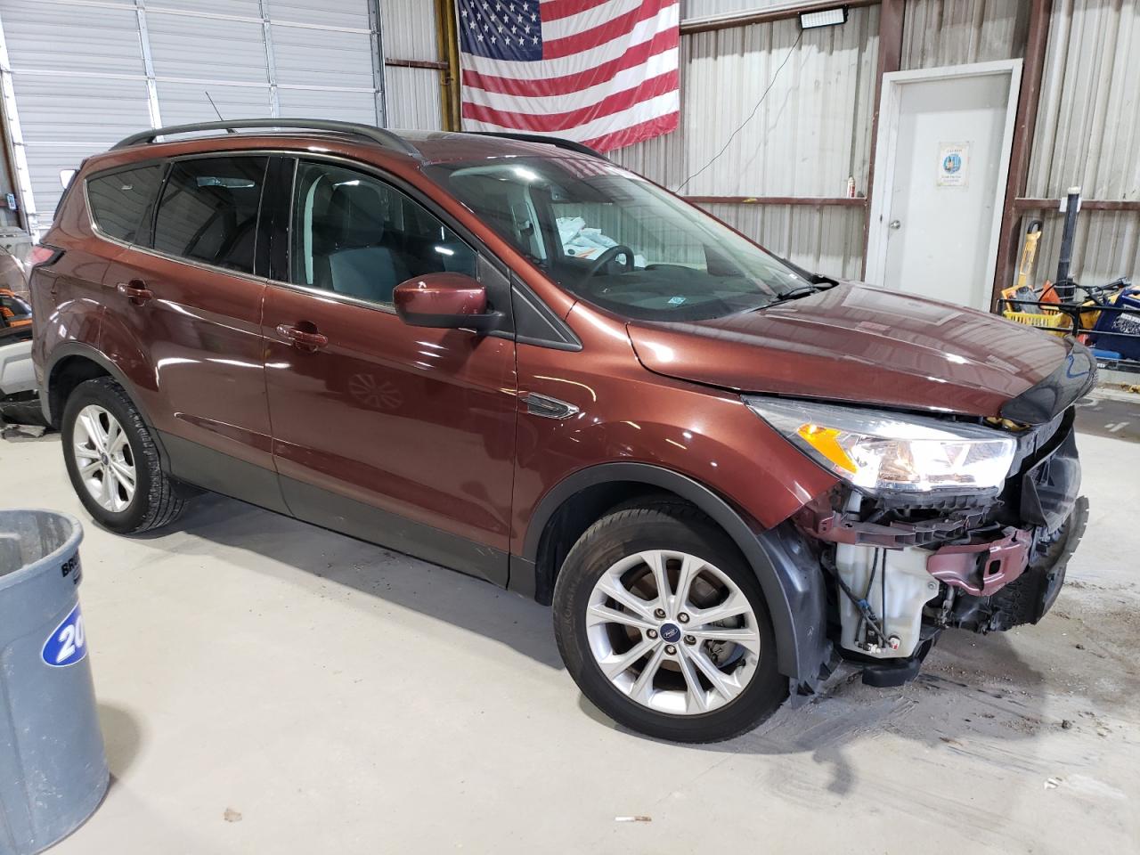 2018 Ford Escape VIN 1FMCU0GD2JUC48220 Copart auction photo, front end / side damage thumbnail 4