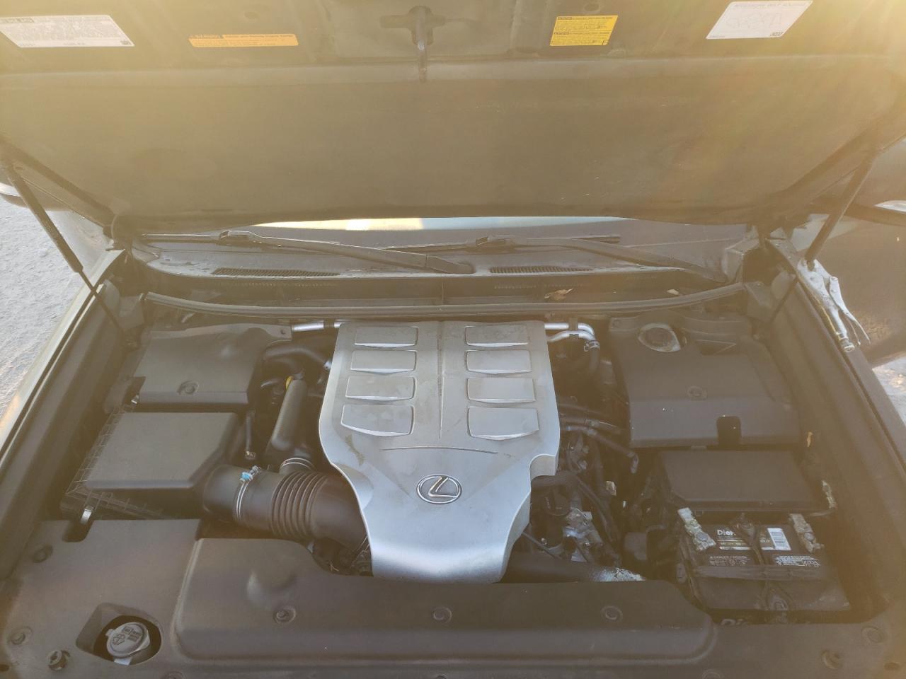 2011 Lexus GX VIN JTJBM7FX6B5035042 Copart auction photo, normal wear / mechanical damage thumbnail 12