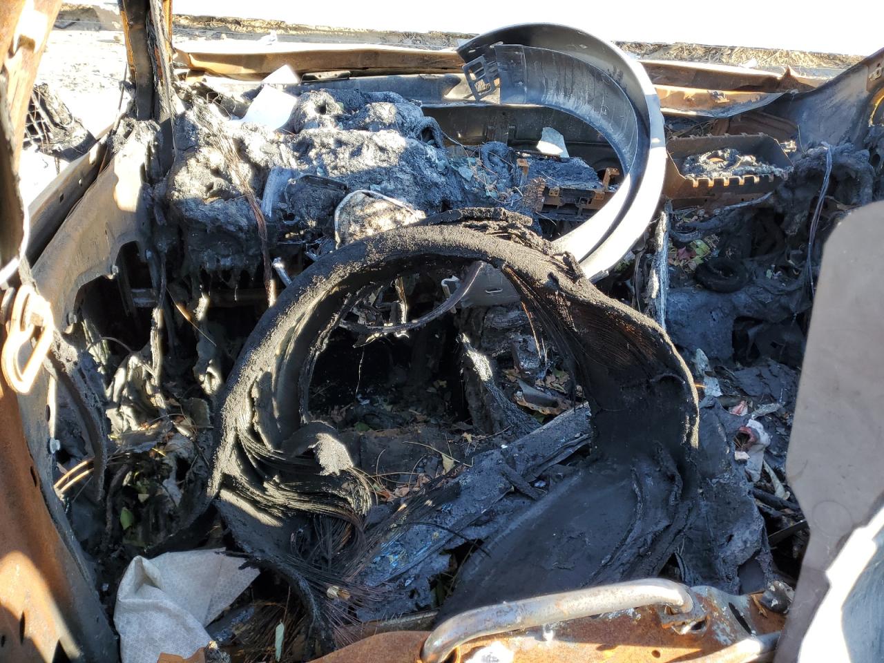 2020 Hyundai Santa Fe VIN 5NMS53AA1LH143336 Copart auction photo, burn damage thumbnail 8