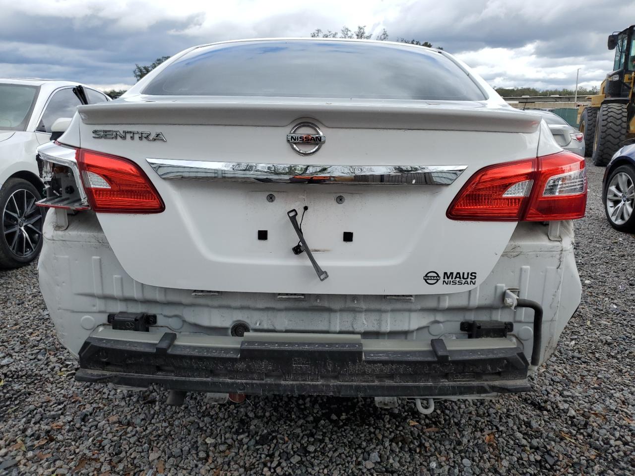 2017 Nissan Sentra VIN 3N1AB7AP8HY307746 Copart auction photo, side / rear end damage thumbnail 6