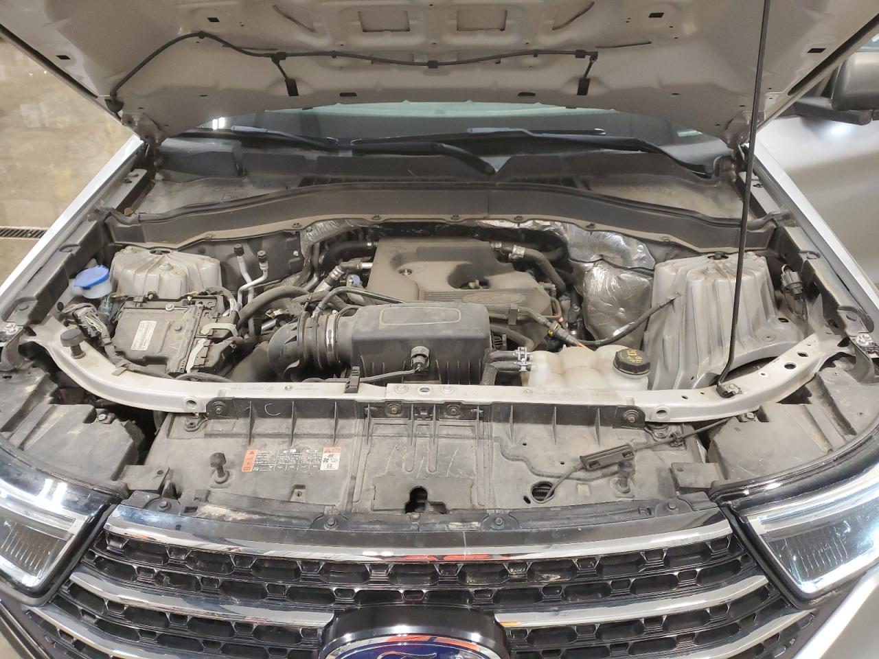 2020 Ford Explorer VIN 1FMSK8DH2LGB53049 Copart auction photo, side / front end damage thumbnail 12