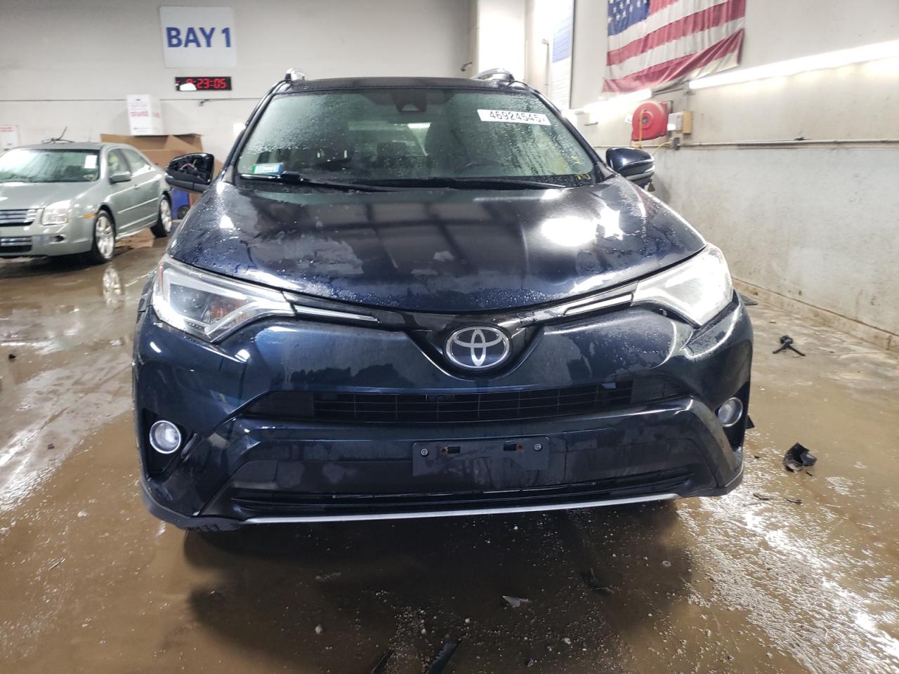 2018 Toyota RAV 4 VIN JTMDFREV7JJ183448 Copart auction photo, front end / side damage thumbnail 5