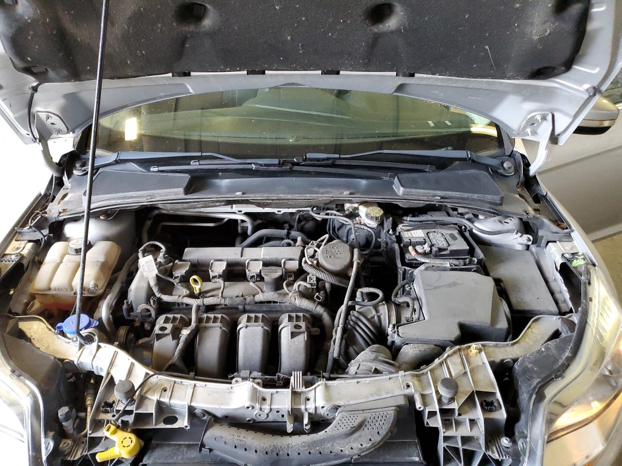 2012 Ford Focus VIN 1FAHP3H25CL360847 Copart auction photo, front end / minor dent/scratches damage thumbnail 11