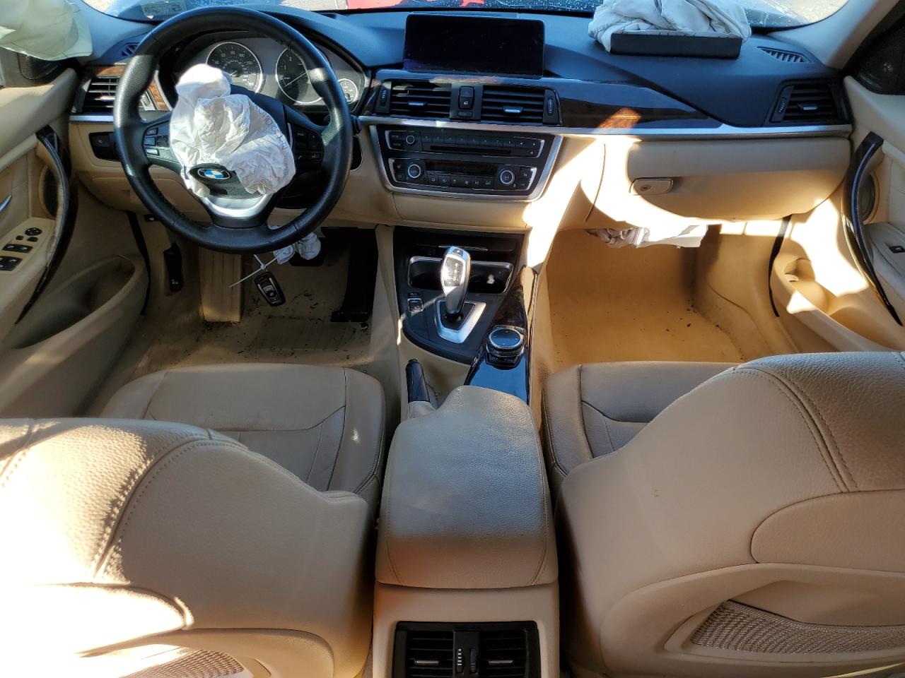 2014 BMW 3er VIN WBA3B5C54EP542547 Copart auction photo, front end / minor dent/scratches damage thumbnail 8