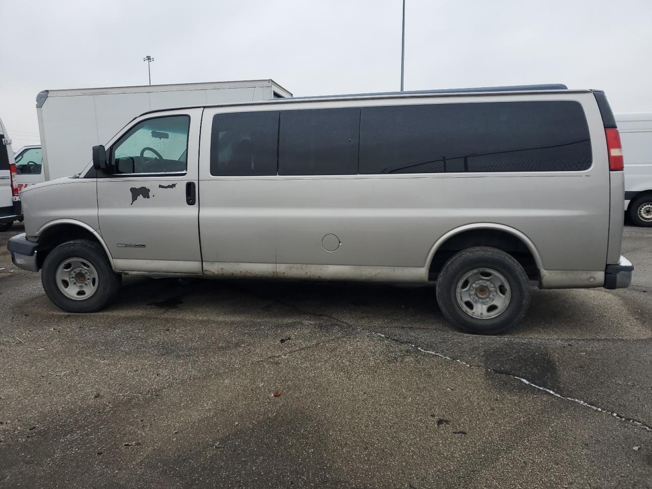 2006 GMC Savana VIN 1GJHG39U461235938 Copart auction photo, stripped damage thumbnail 2