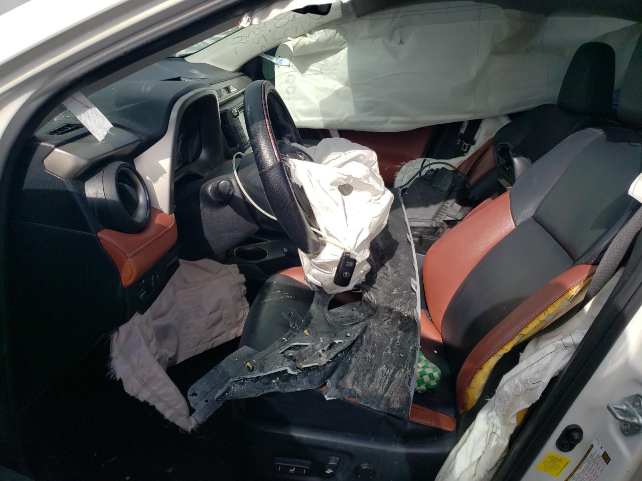 2015 Toyota RAV 4 VIN JTMYFREV0FJ035912 Copart auction photo, front end damage thumbnail 7
