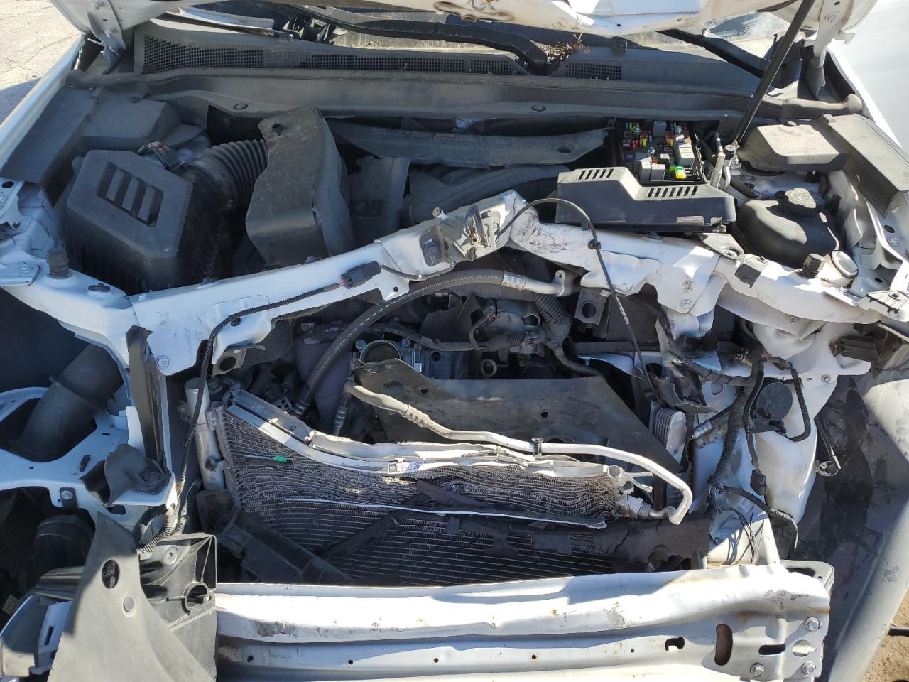 2017 GMC Terrain VIN 2GKALNEKXH6197737 Copart auction photo, front end / rear end damage thumbnail 13