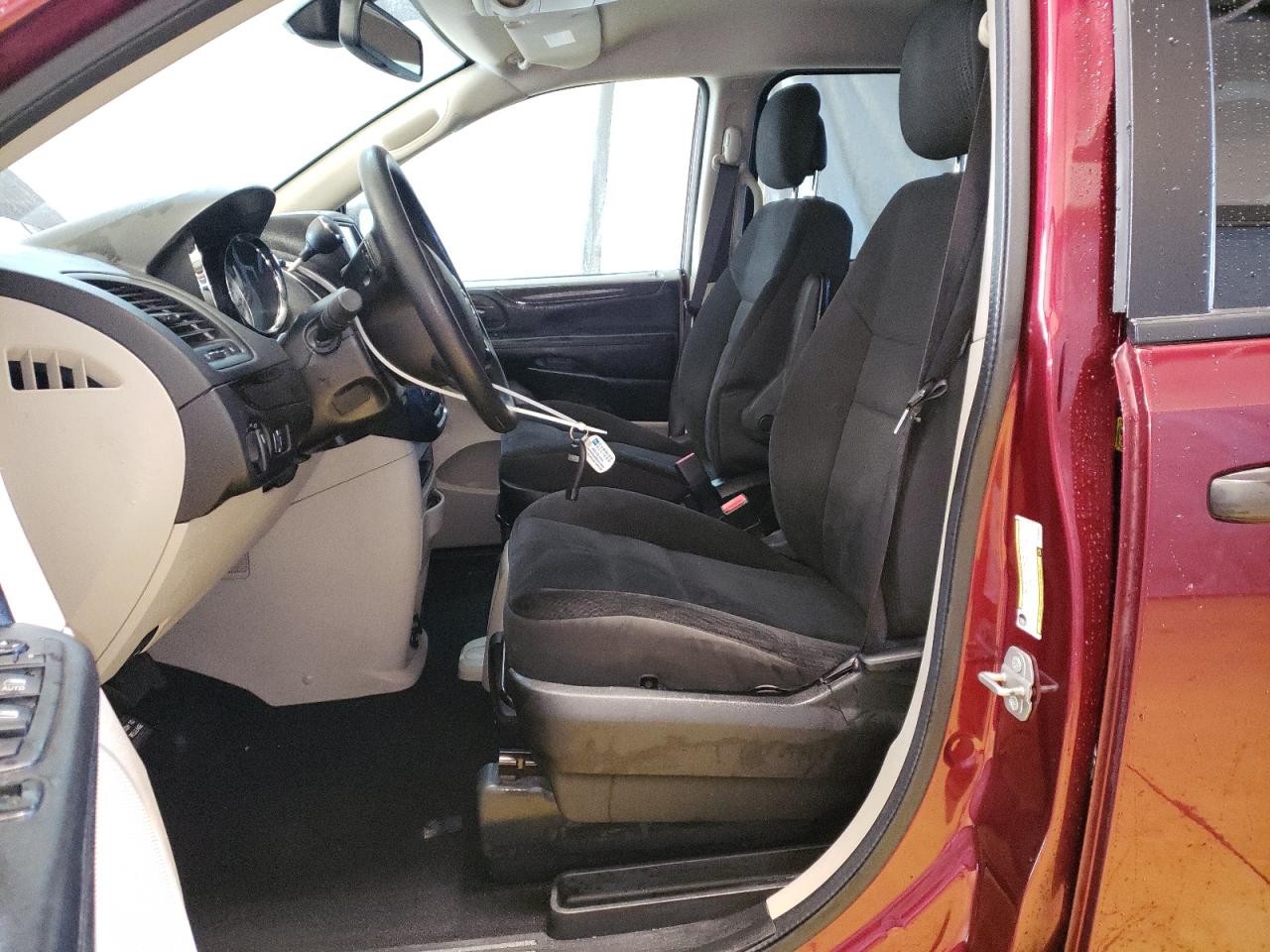 2019 Dodge Caravan VIN 2C4RDGBG9KR698650 Copart auction photo, mechanical / front end damage thumbnail 7