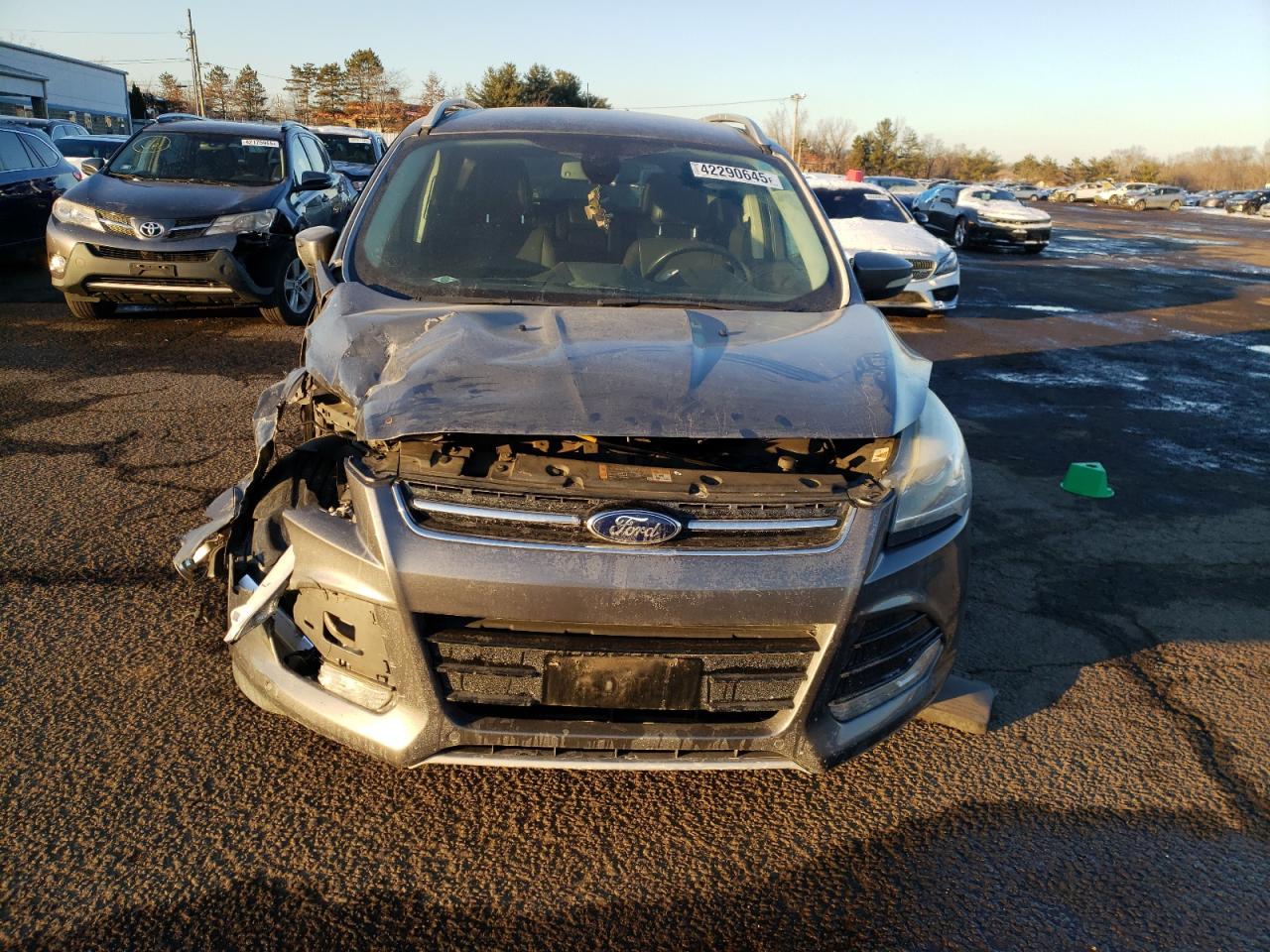 2014 Ford Escape VIN 1FMCU9JX6EUB36744 Copart auction photo, front end / side damage thumbnail 5