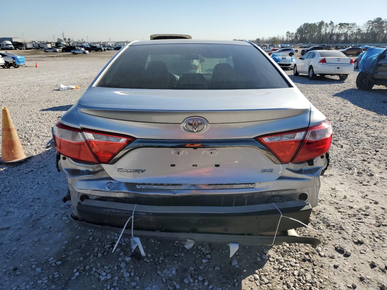 2015 Toyota Camry VIN 4T1BF1FK7FU010530 Copart auction photo, rear end / front end damage thumbnail 6