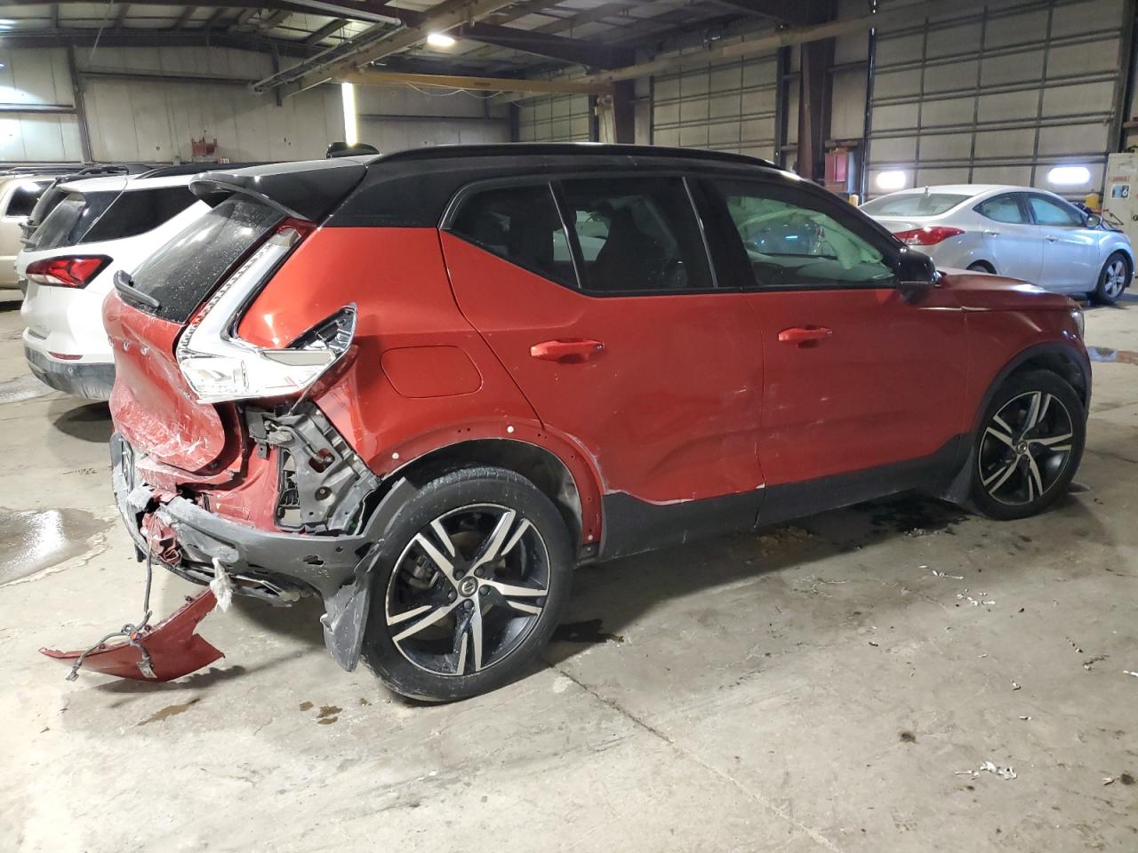 2019 Volvo XC40 VIN YV4162XZ9K2007665 Copart auction photo, rear end / side damage thumbnail 3